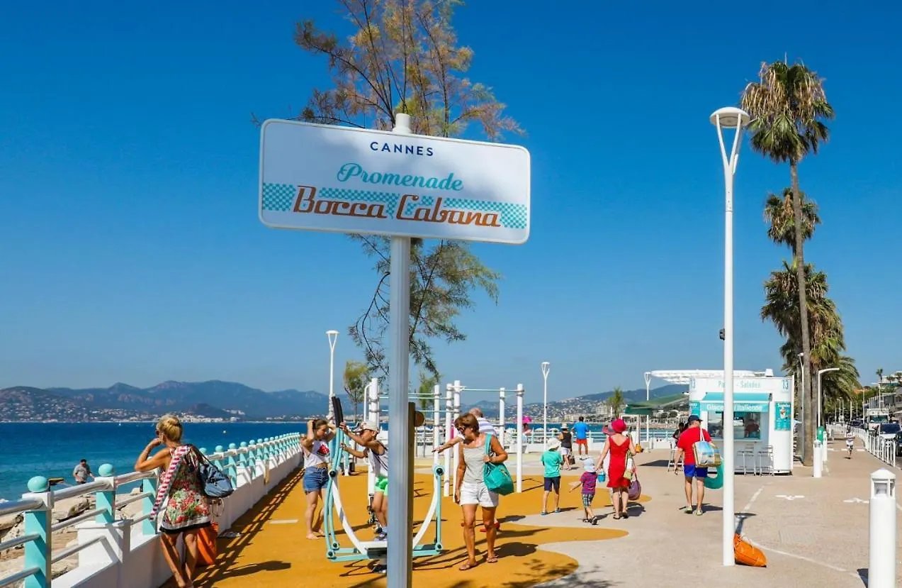 La Palme De Selyan Elegance&Mer Cannes 0*,  France