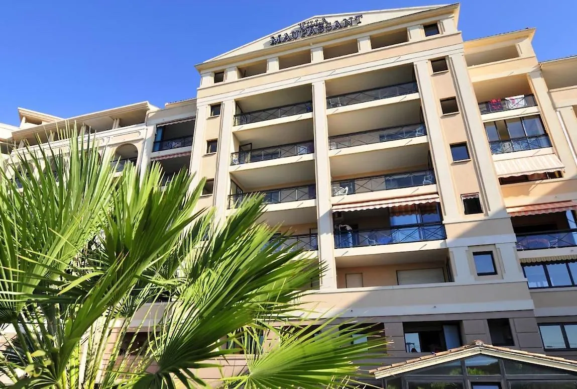 La Palme De Selyan Elegance&Mer Cannes 0*,