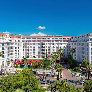 Barriere Le Majestic Отель